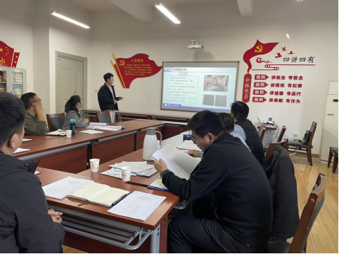 能源与动力工程学院召开2024级硕士研究生开题报告会